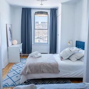 Stunning 2 Bedroom Apt 3mins Walk From Cdn Metro Apartment Montreal