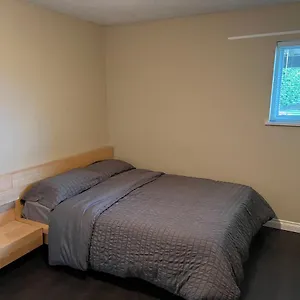 One Bedroom, One Living Room, One Kitchen And One Bathroom With Independent Access Holiday home Richmond