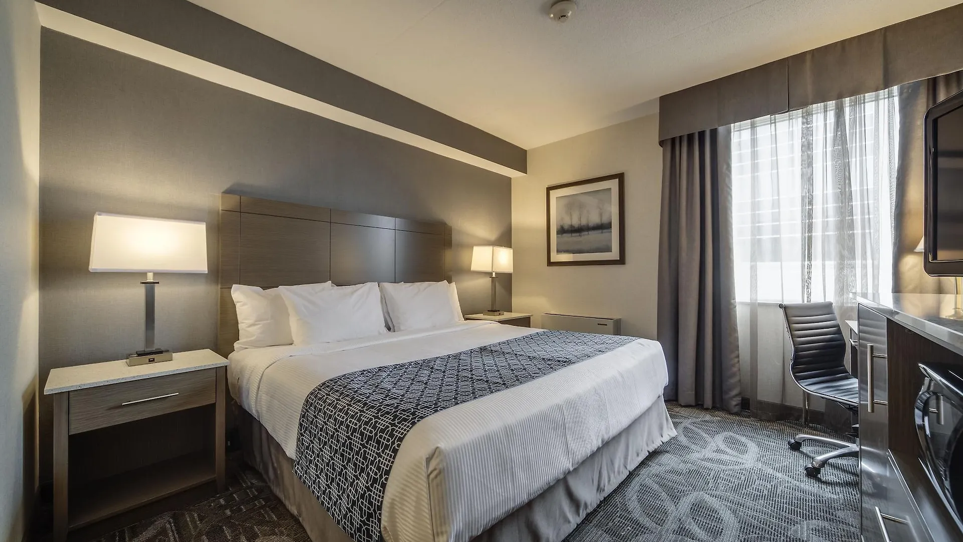 Monte Carlo Inn Airport Suites Mississauga 3*,  Canadá